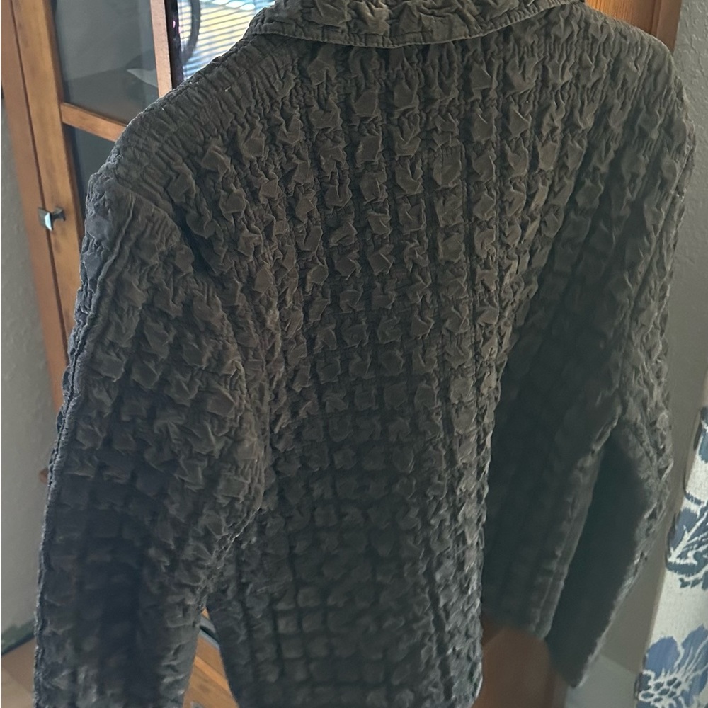 Jacket - Picture 3 of 4